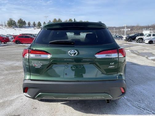 2024 Toyota Corolla Cross LE
