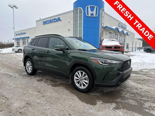 2024 Toyota Corolla Cross LE