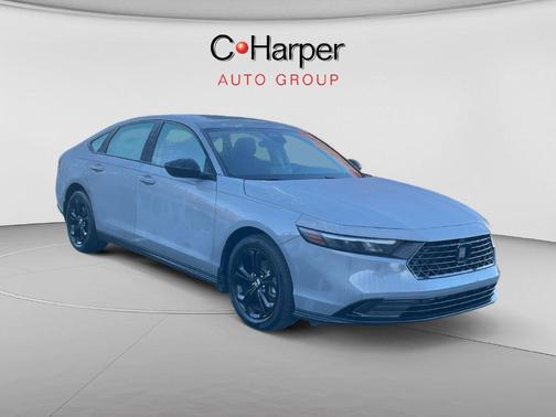 Urban Gray Pearl 2025 Honda Accord SE