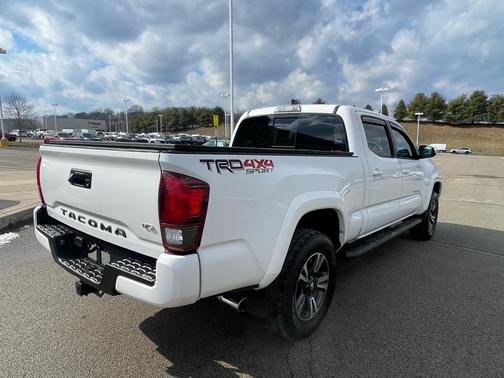 2018 Toyota Tacoma TRD Sport