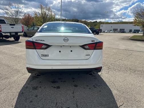 2024 Nissan Altima SR Intelligent AWD
