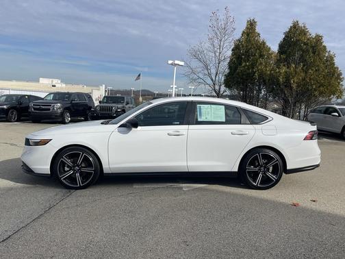 2023 Honda Accord Hybrid Base