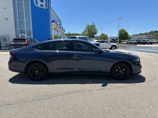 Canyon River Blue Metallic 2025 Honda Accord SE