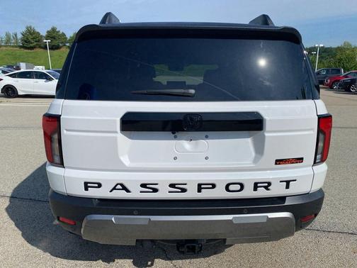 Platinum White Pearl 2026 Honda Passport AWD TrailSport Elite Blackout