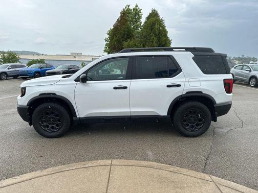 Platinum White Pearl 2026 Honda Passport AWD TrailSport Elite Blackout