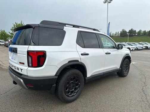 Platinum White Pearl 2026 Honda Passport AWD TrailSport Elite Blackout