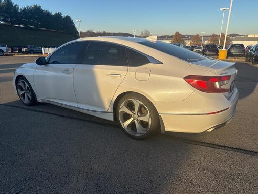 2018 Honda Accord Touring 2.0T