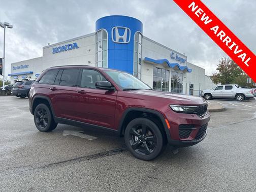 2023 Jeep Grand Cherokee Altitude