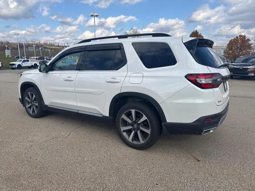 2025 Honda Pilot Elite
