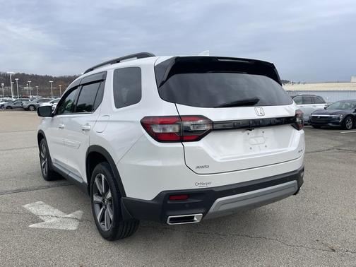 2025 Honda Pilot Elite