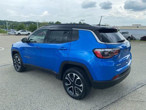 Laser Blue Pearlcoat 2023 Jeep Compass Limited