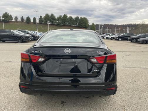 2025 Nissan Altima 2.5 SV