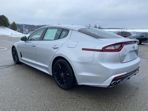 2018 Kia Stinger Base