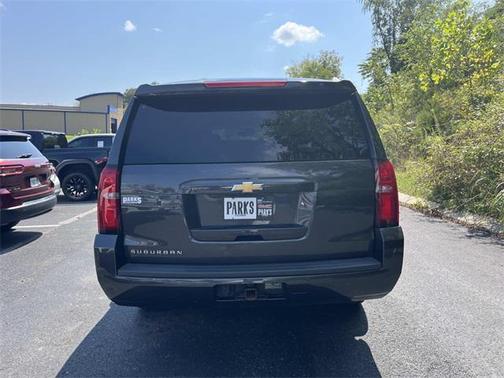 2018 Chevrolet Suburban LT