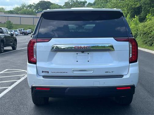 2022 GMC Yukon XL SLT