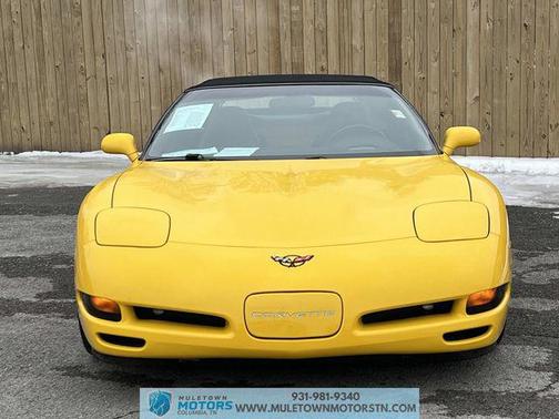 2000 Chevrolet Corvette Base