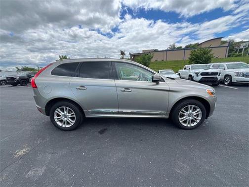2015 Volvo XC60 T5 Premier