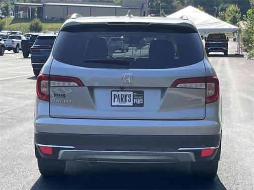 2021 Honda Pilot Touring 8-Passenger