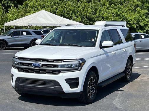 Oxford White 2024 Ford Expedition Max XLT