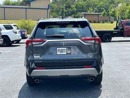 2024 Toyota RAV4 Hybrid SE