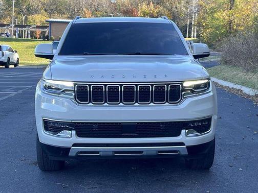 2022 Jeep Wagoneer Series II 4x4