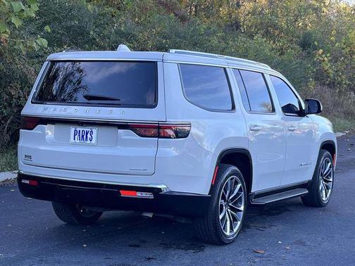 2022 Jeep Wagoneer Series II 4x4