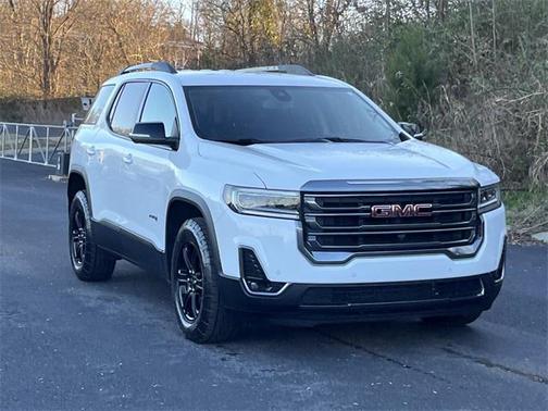 2023 GMC Acadia AWD AT4