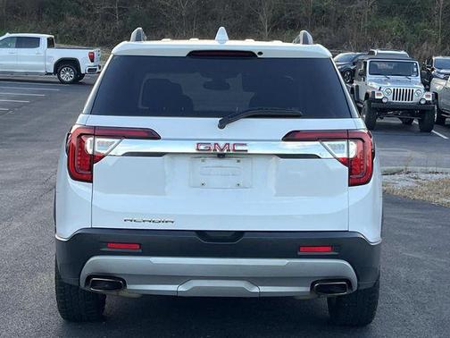 2023 GMC Acadia FWD SLT