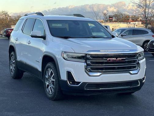 2023 GMC Acadia FWD SLT