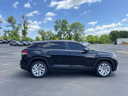 Gray 2023 Volkswagen Atlas Cross Sport 2.0T SE w/Technology 4MOTION