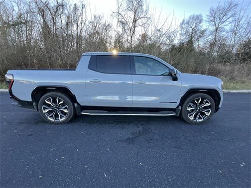 2024 GMC Sierra EV Denali Edition 1