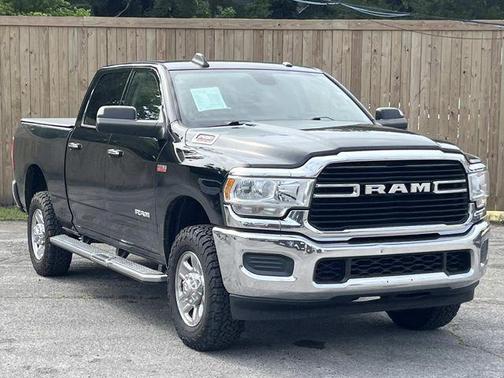 Diamond Black Crystal Pearlcoat 2019 RAM 2500 Big Horn Crew Cab 4x4 6'4' Box
