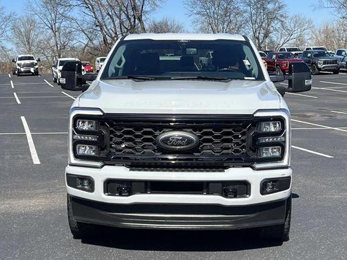 Avalanche 2025 Ford F-250 Lariat