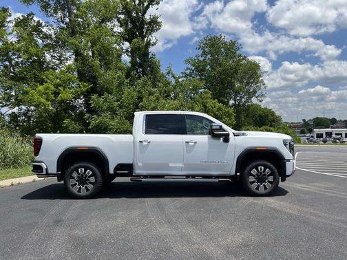 Summit White 2026 GMC Sierra 2500 Denali