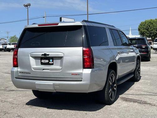 Silver Ice Metallic 2019 Chevrolet Suburban Premier