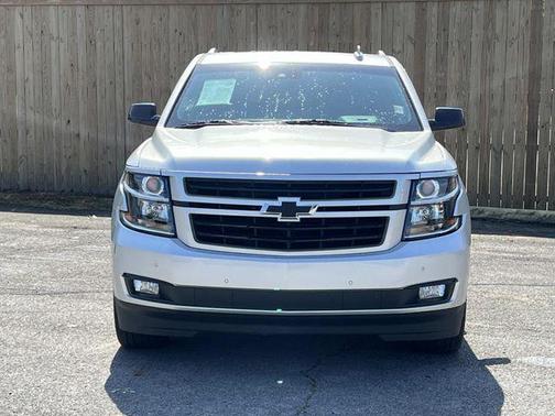 Silver Ice Metallic 2019 Chevrolet Suburban Premier