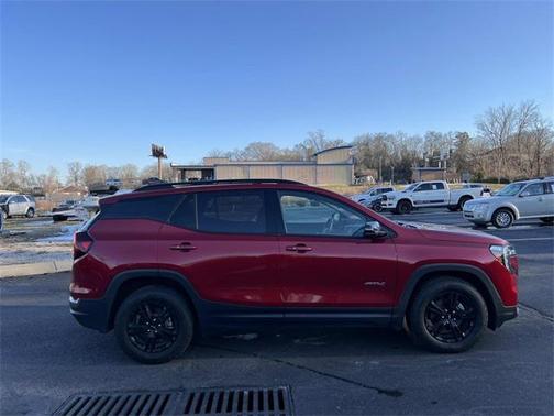 2024 GMC Terrain AWD AT4