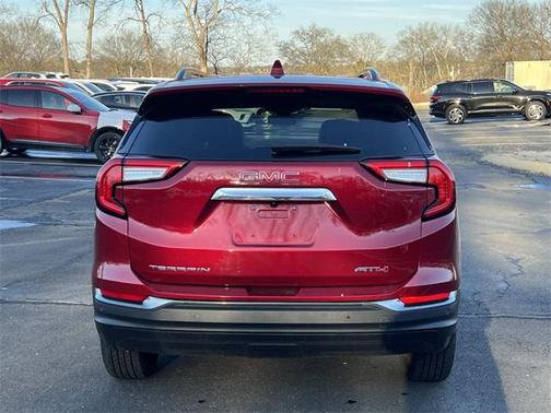 2024 GMC Terrain AWD AT4