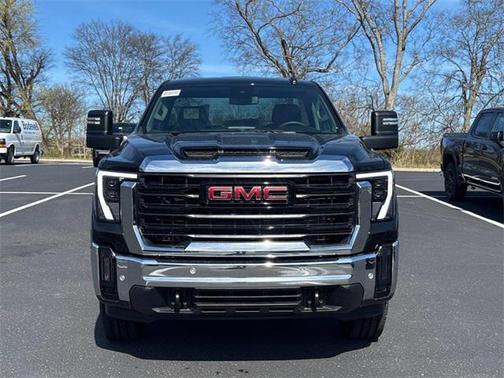 2025 GMC Sierra 2500 Base
