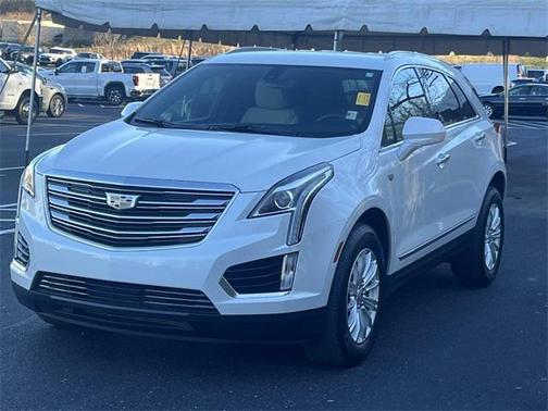 2017 Cadillac XT5 Base