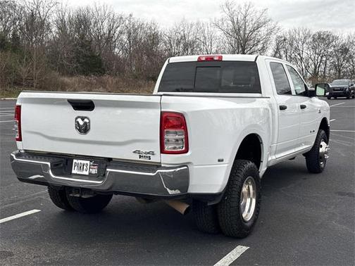 2022 RAM 3500 Tradesman Crew Cab 4x4 8' Box