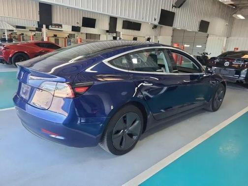 Deep Blue Metallic 2018 Tesla Model 3 Long Range