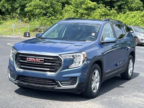 Downpour Metallic 2024 GMC Terrain SLE