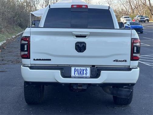 2020 RAM 2500 Laramie Crew Cab 4X4 6'4' Box