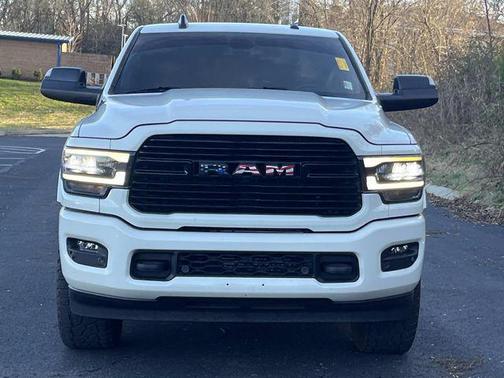 2020 RAM 2500 Laramie Crew Cab 4X4 6'4' Box