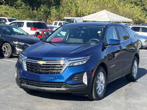 Blue Glow Metallic 2022 Chevrolet Equinox 1LT