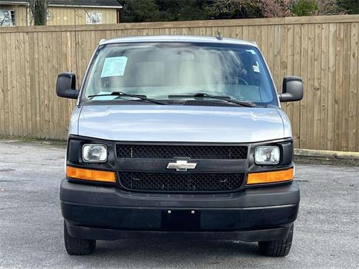 2017 Chevrolet Express 2500 LS