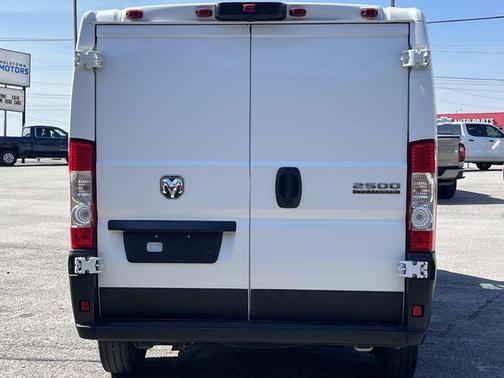 2025 RAM ProMaster 2500 Tradesman