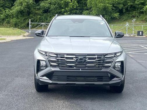 Shimmering Silver 2026 Hyundai TUCSON XRT