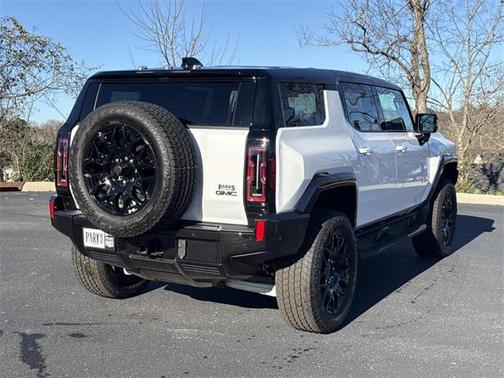 2026 GMC HUMMER EV SUV 2X